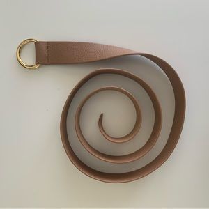 B-Low the Belt | Brown belt with gold buckle